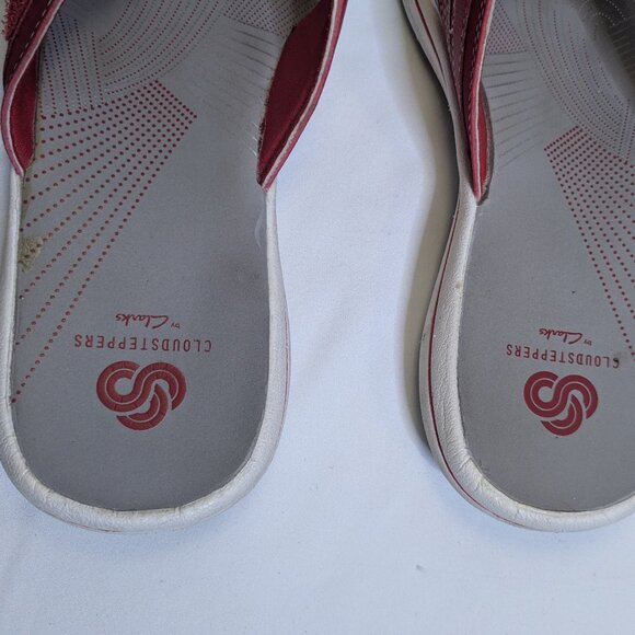 Clarks Great Condition Cloudstepper Comfy Adjustable Sandals Red Women Size 7 - Picture 3 of 6